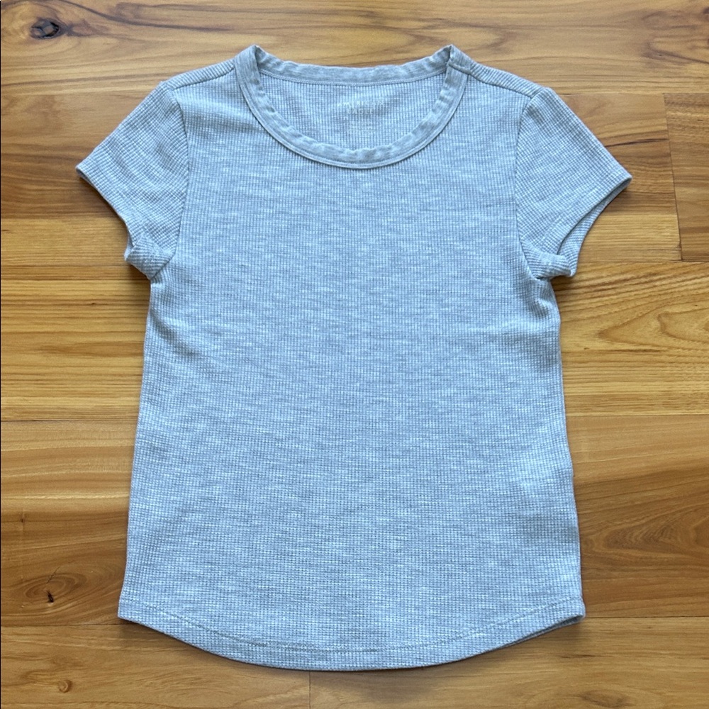 American Eagle Classic Gray Women's Top
